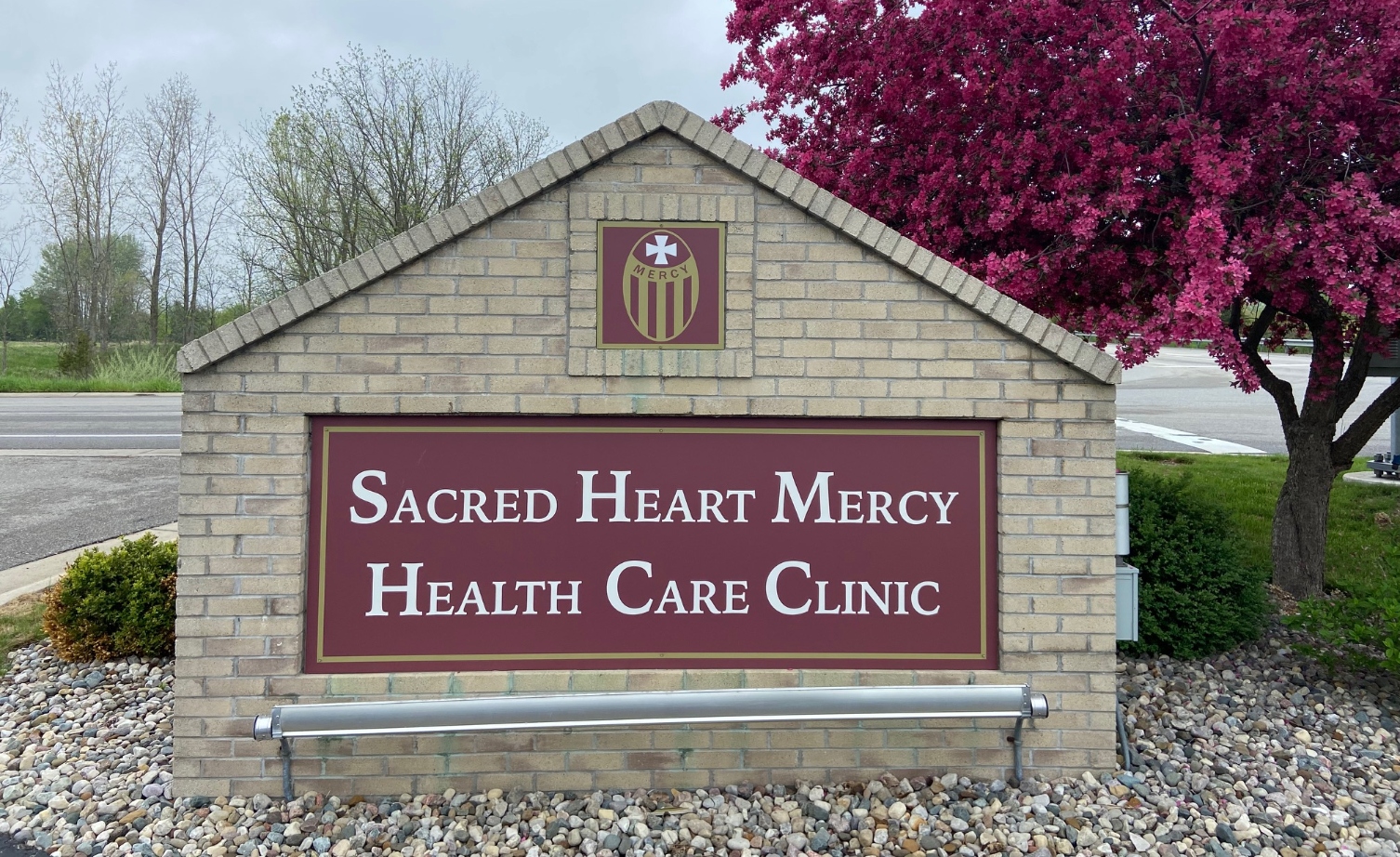 clinic sign cropped